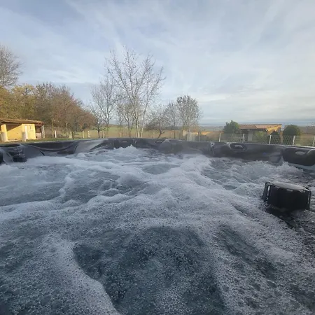 Casa de Férias Adorable With Piscine And *