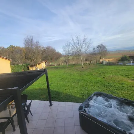 Ferienhaus Adorable With Piscine And *