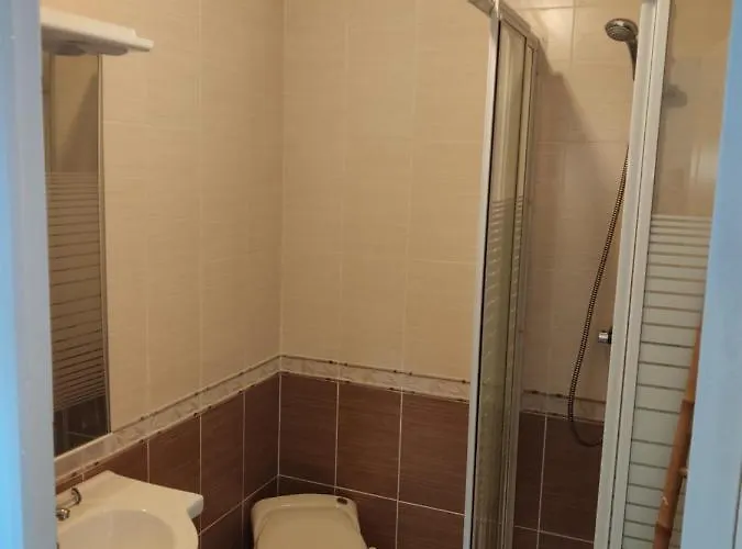 Adorable With Piscine And * Lempaut