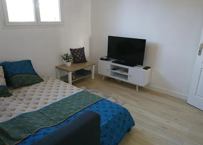 Сasa de vacaciones Adorable With Piscine And